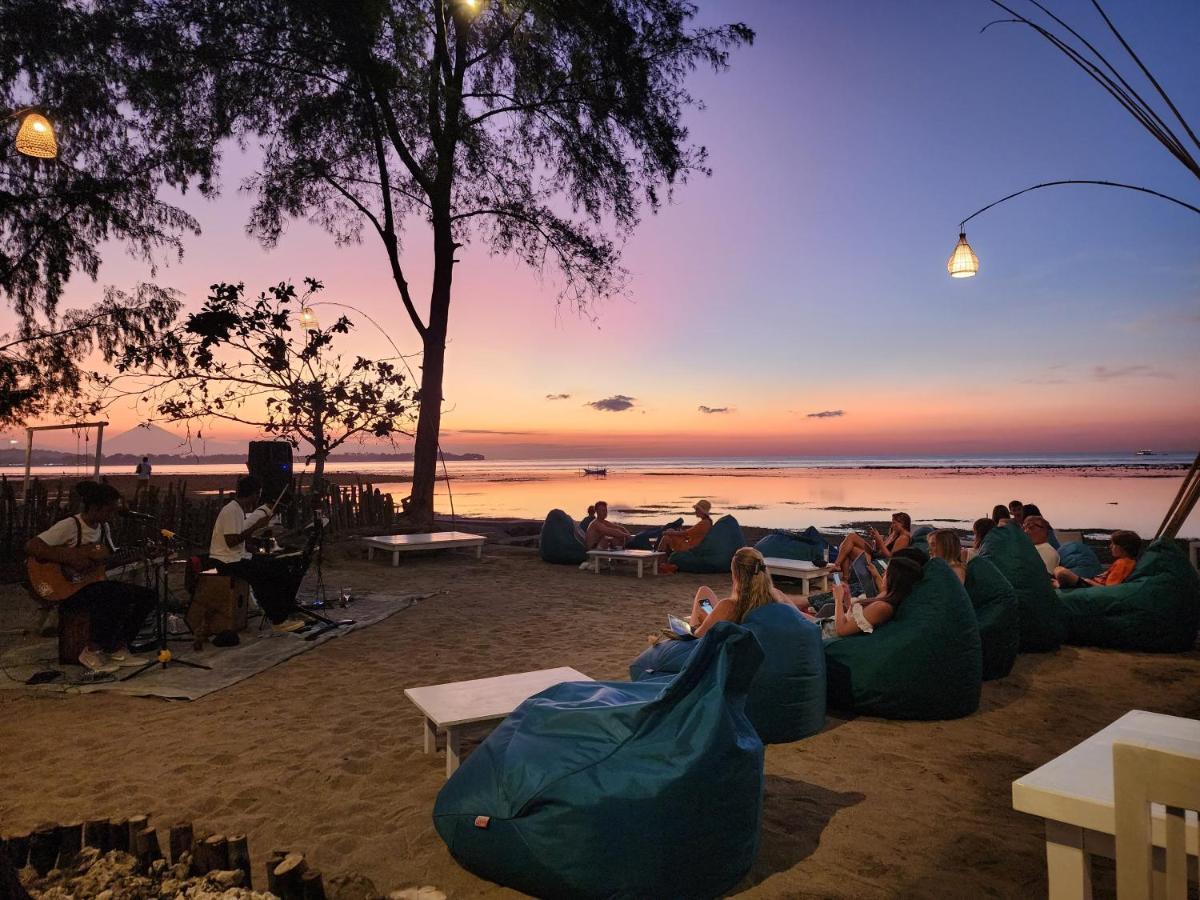 Formosa Beach Club & Bungalow Gili Air Bagian luar foto