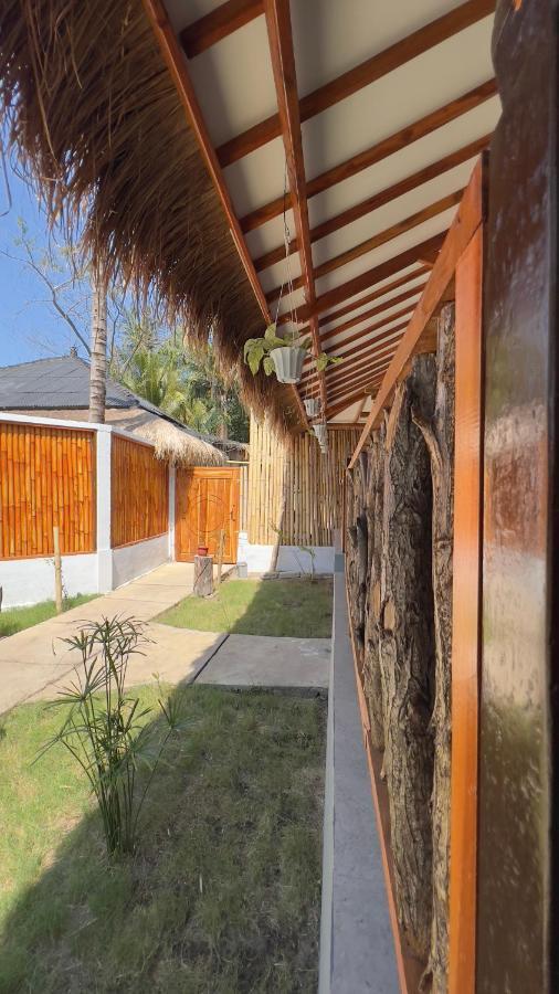 Formosa Beach Club & Bungalow Gili Air Bagian luar foto