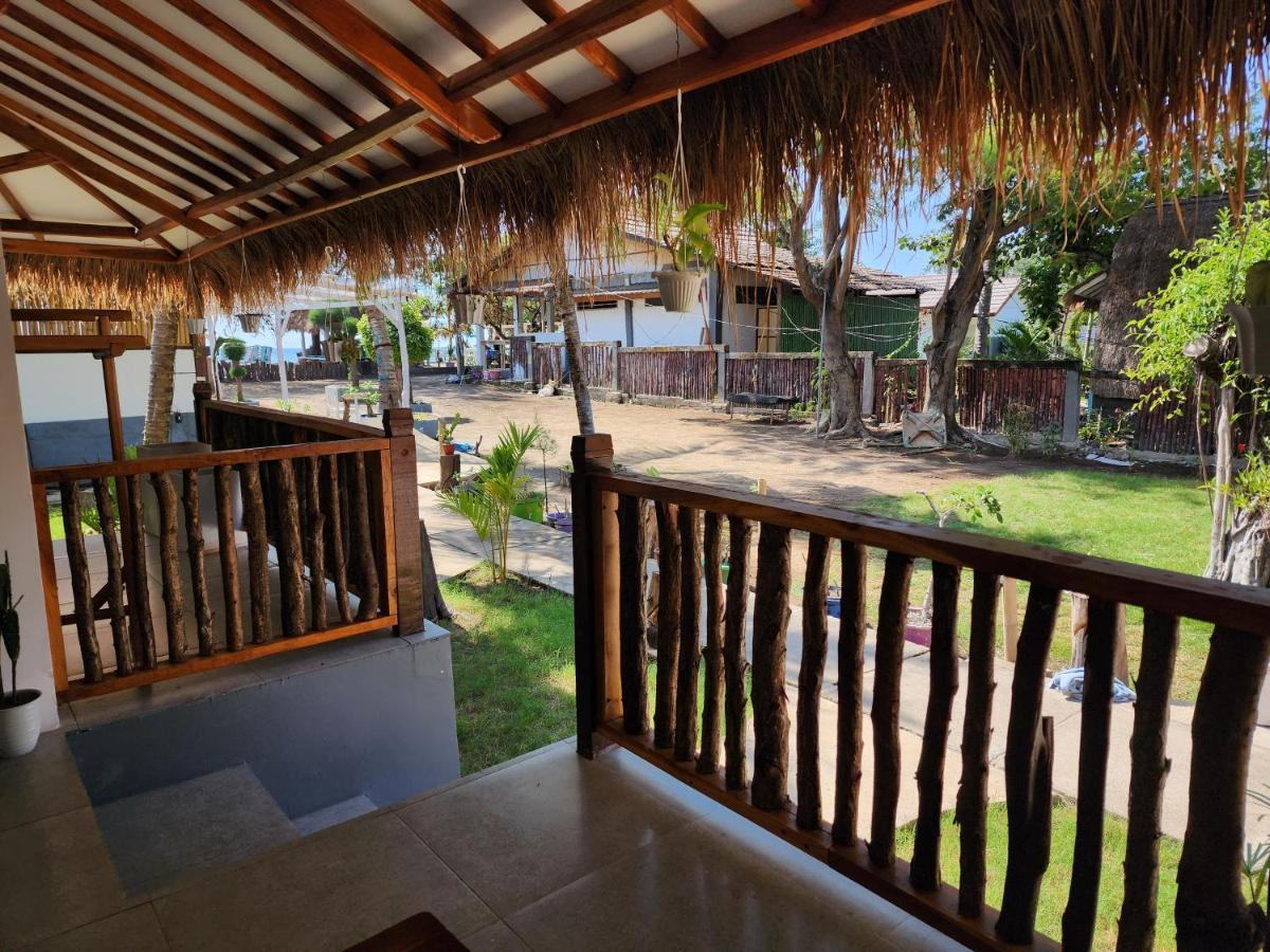 Formosa Beach Club & Bungalow Gili Air Bagian luar foto